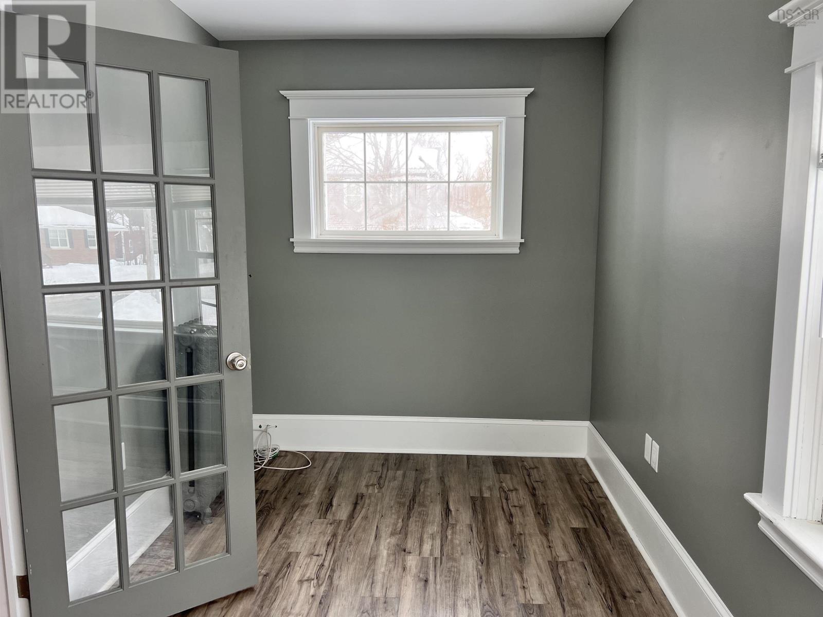 Property 21 of 45 of 18 Claremont Avenue