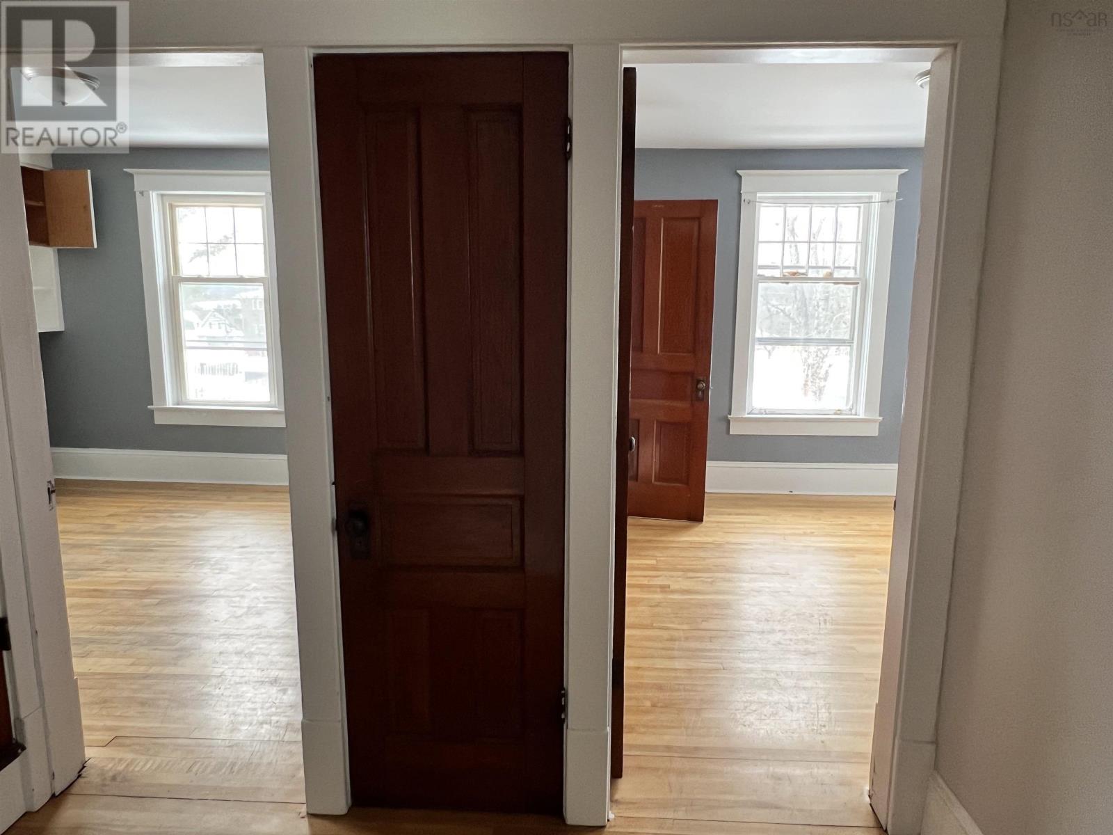 Property 41 of 45 of 18 Claremont Avenue