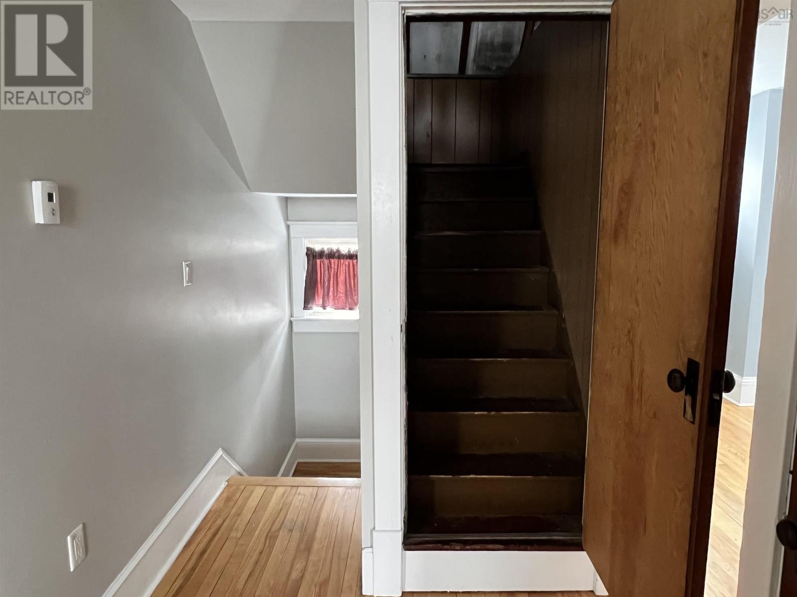 Property 44 of 45 of 18 Claremont Avenue