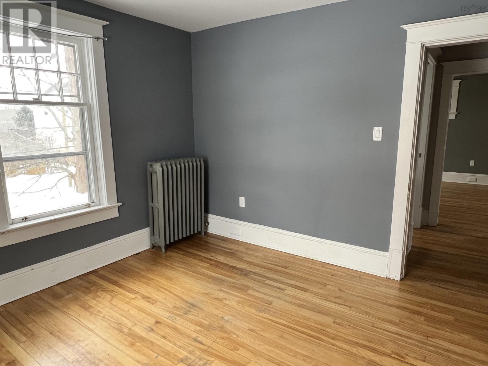 Property 42 of 45 of 18 Claremont Avenue