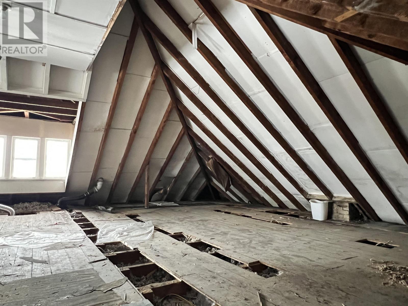 Property 45 of 45 of 18 Claremont Avenue