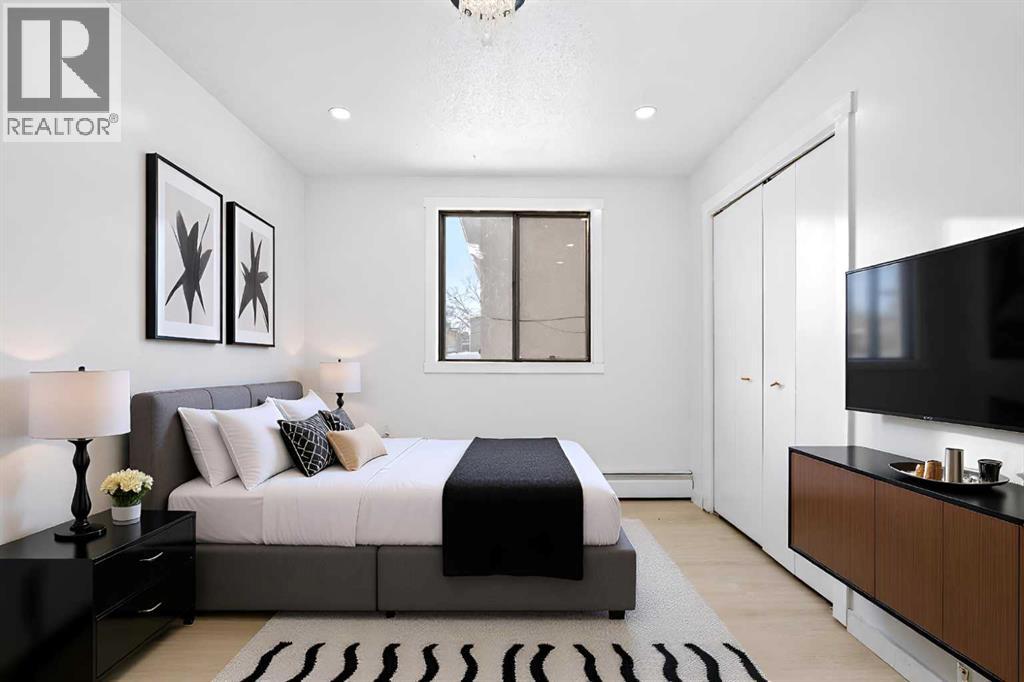 Single Family House for Sale in    Street NW Highland Park Calgary 