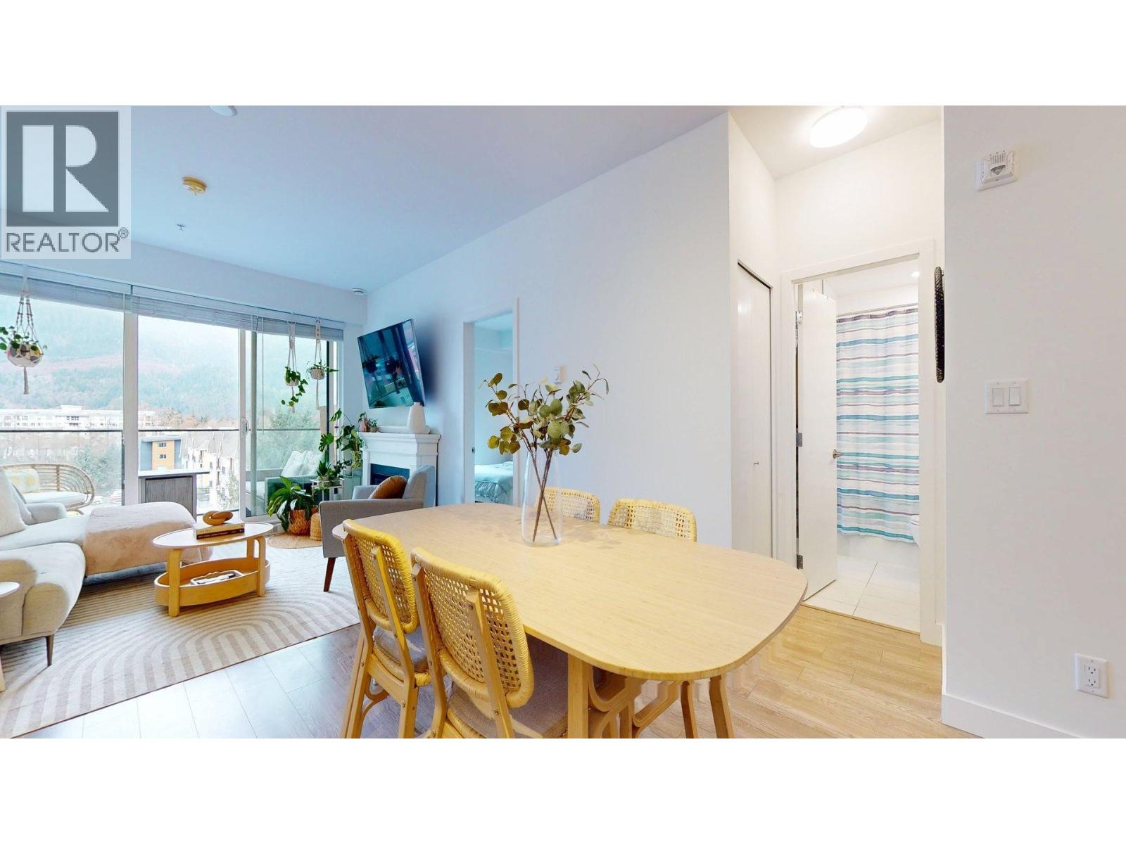 611 37881 CLEVELAND AVENUE, Squamish