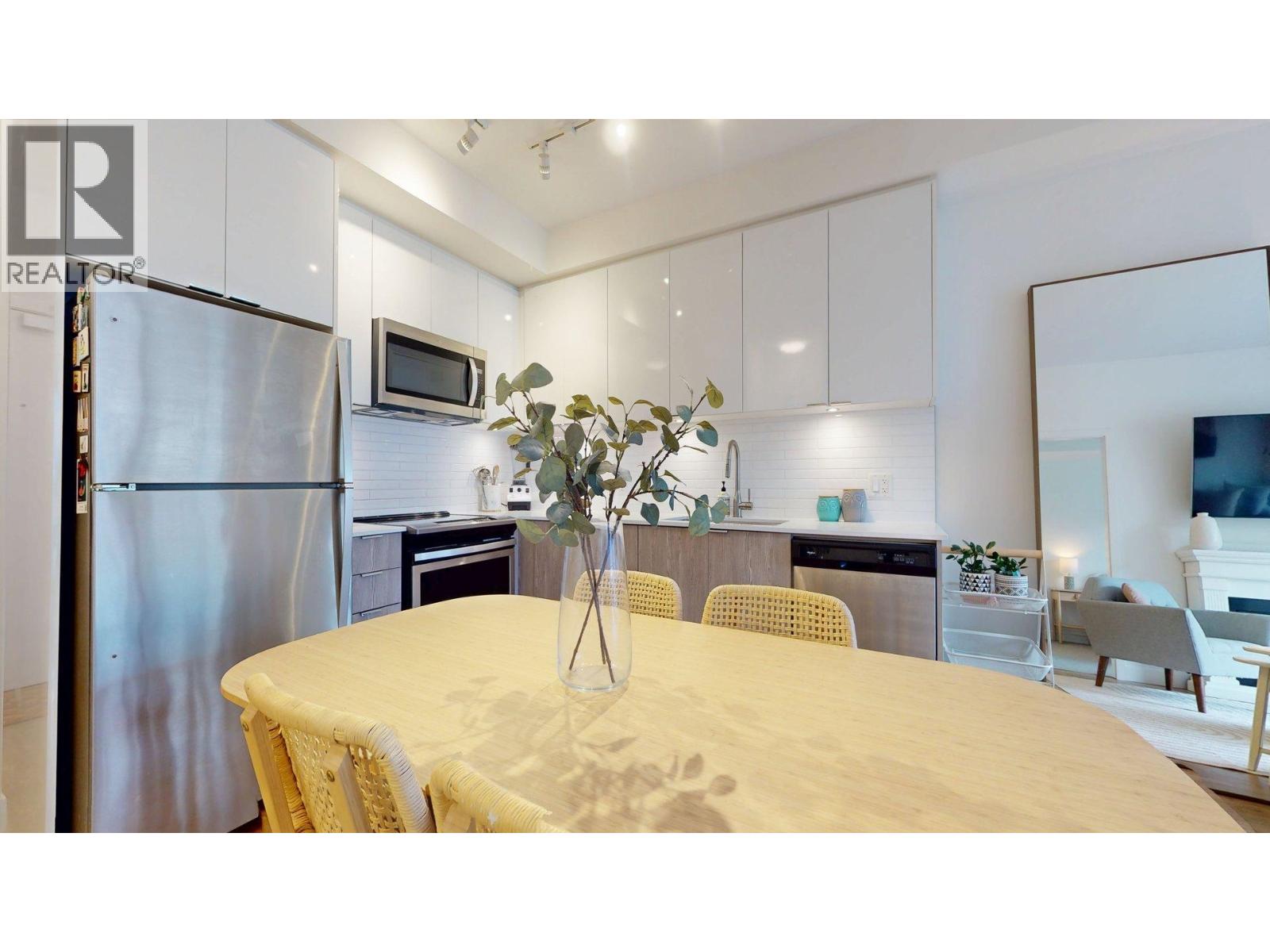 611 37881 CLEVELAND AVENUE, Squamish