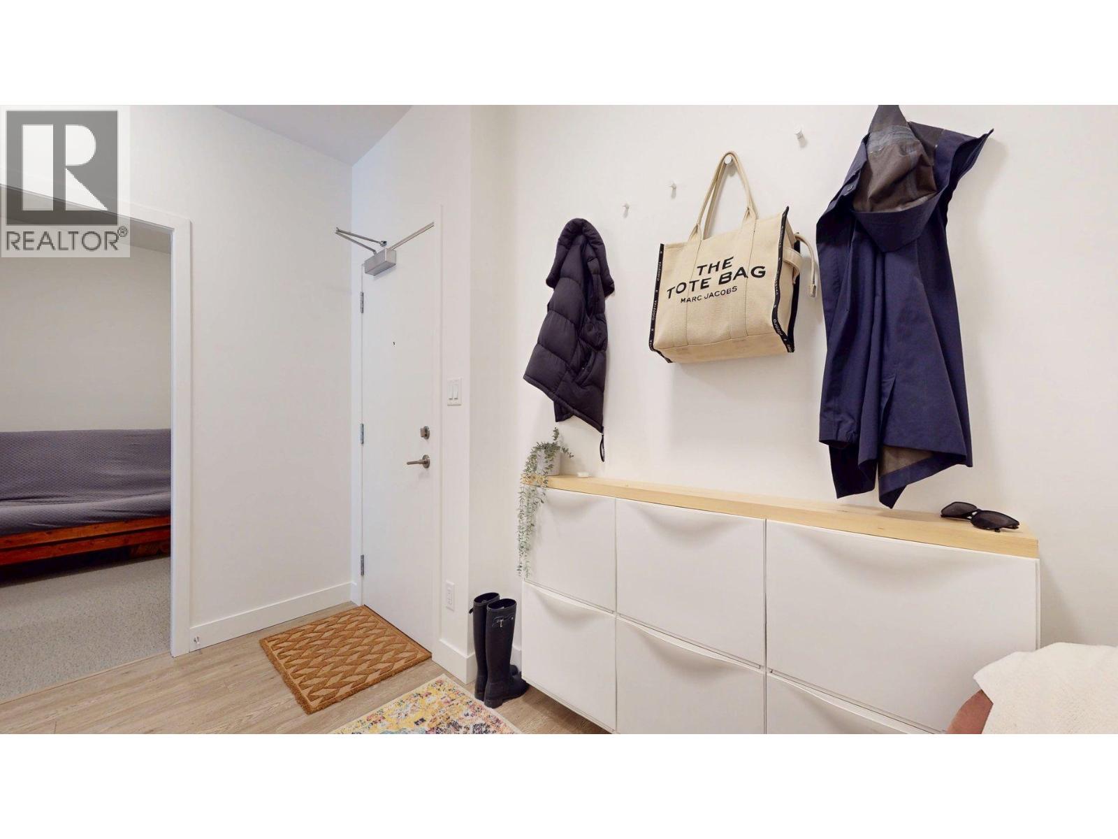 611 37881 CLEVELAND AVENUE, Squamish