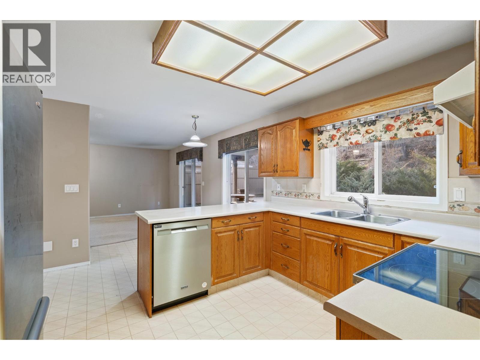  530 Glenmeadows Road, Kelowna