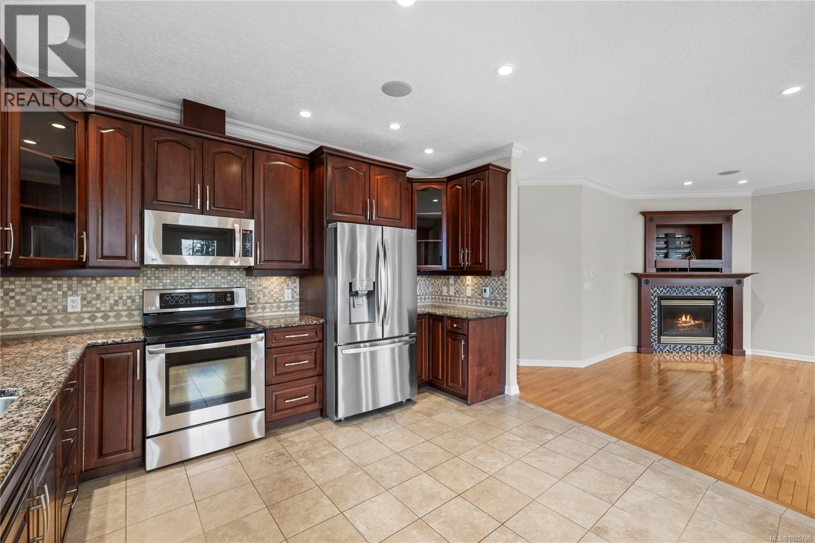 10077 ISLAND VIEW CLOSE - 6