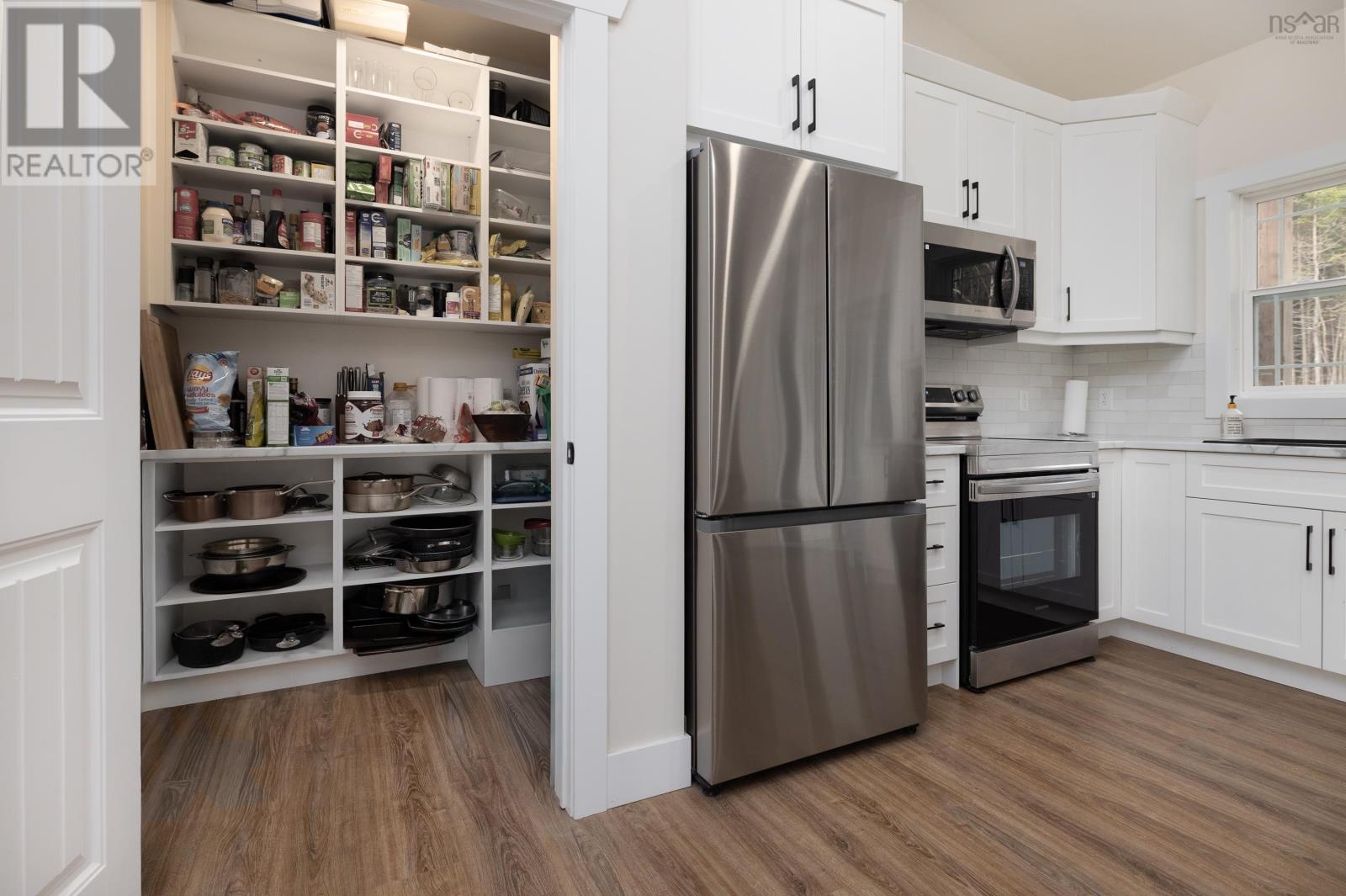 Property 3 of 36 of 101 English Point Road