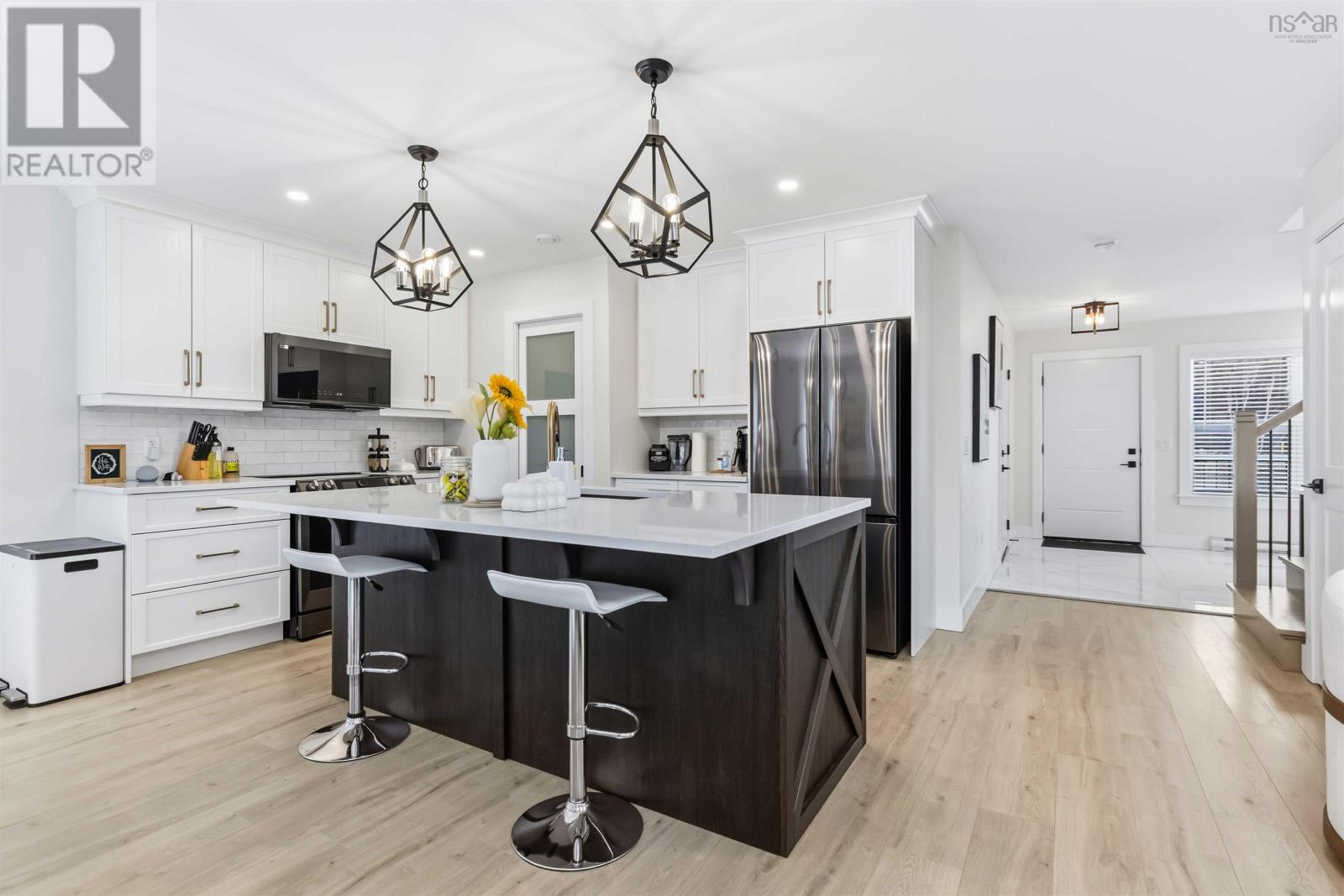 Property 21 of 51 of 206 Perrin Drive