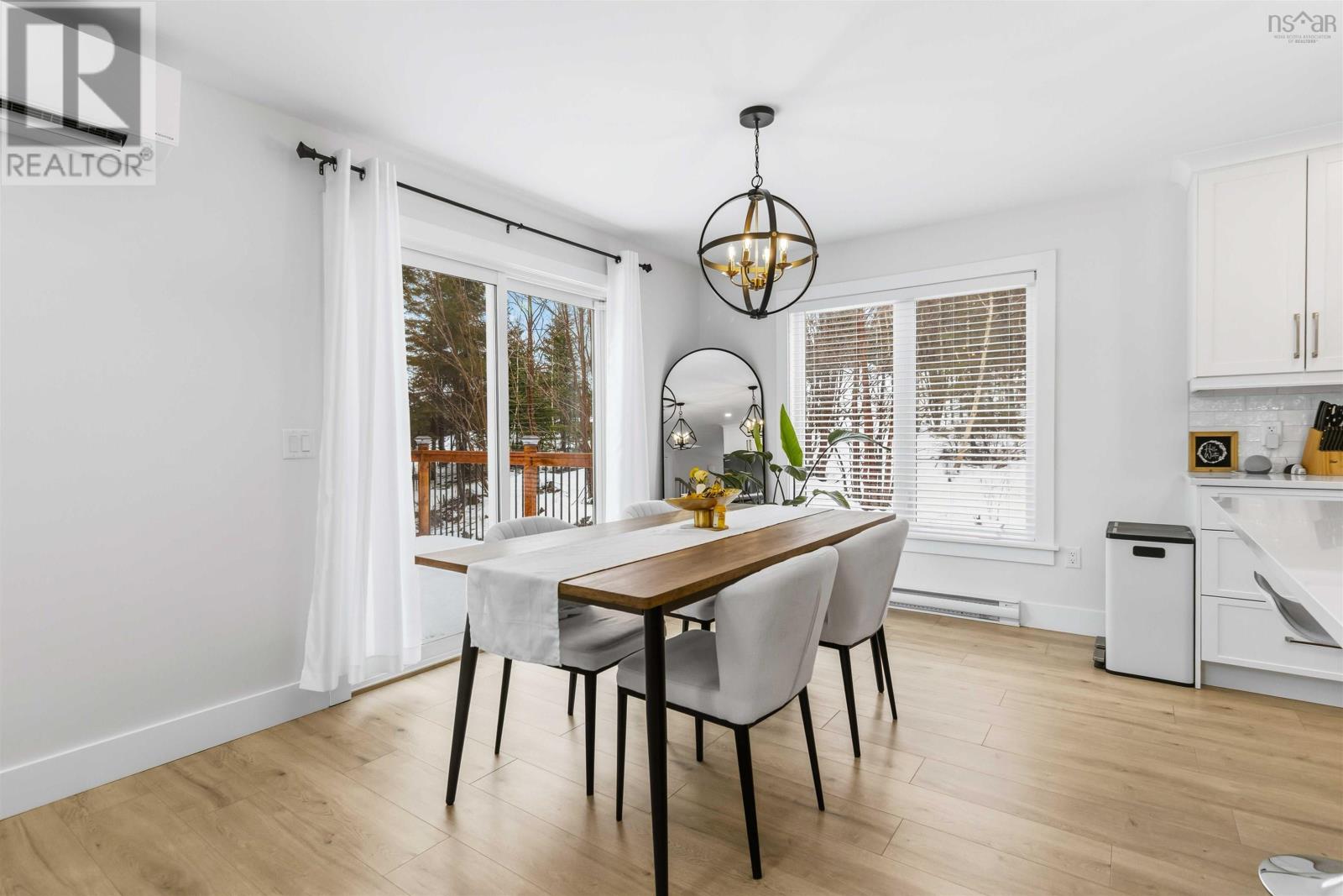 Property 22 of 51 of 206 Perrin Drive