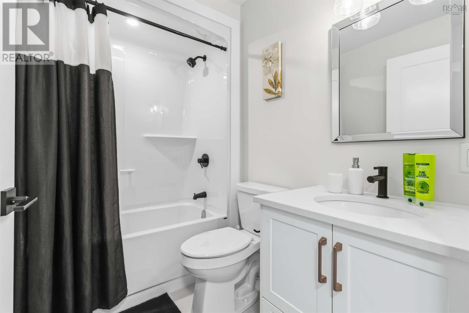 Property 33 of 51 of 206 Perrin Drive