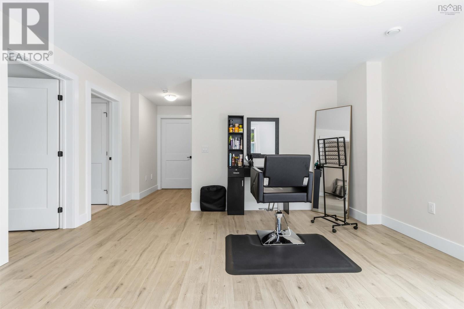 Property 44 of 51 of 206 Perrin Drive