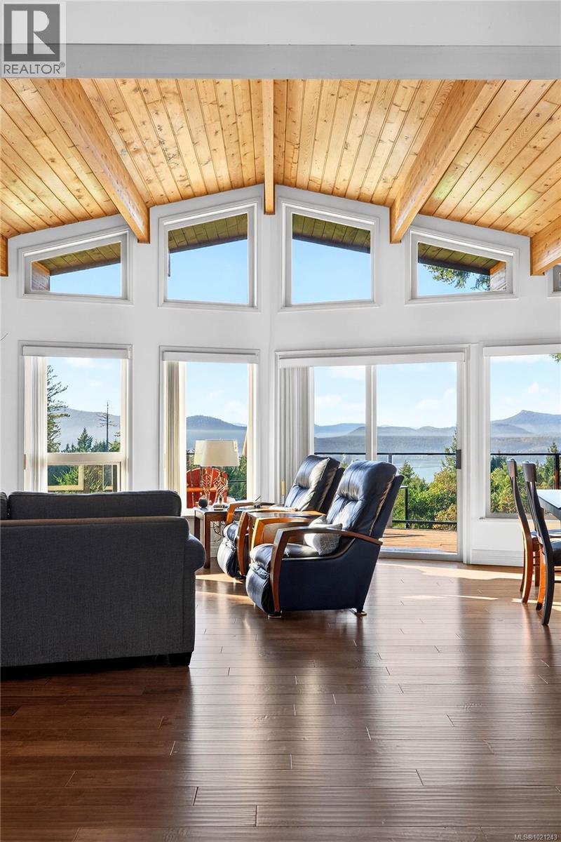  141 Murrelet Place, Salt Spring