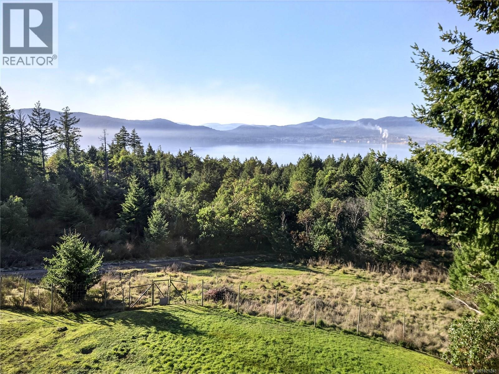  141 Murrelet Place, Salt Spring