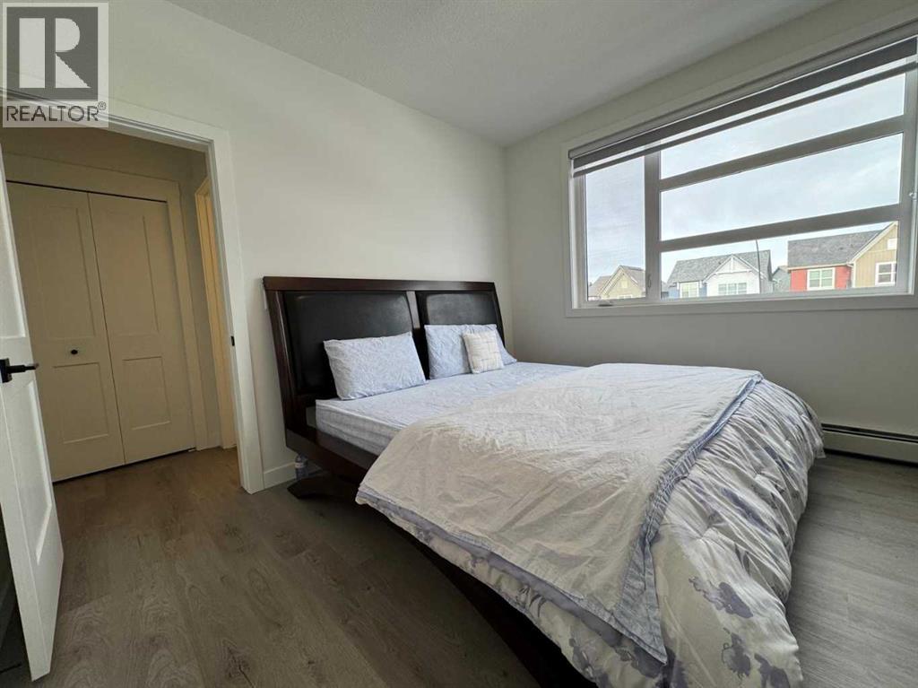 Single Family House for Sale in   Lucas  NW Livingston Calgary 