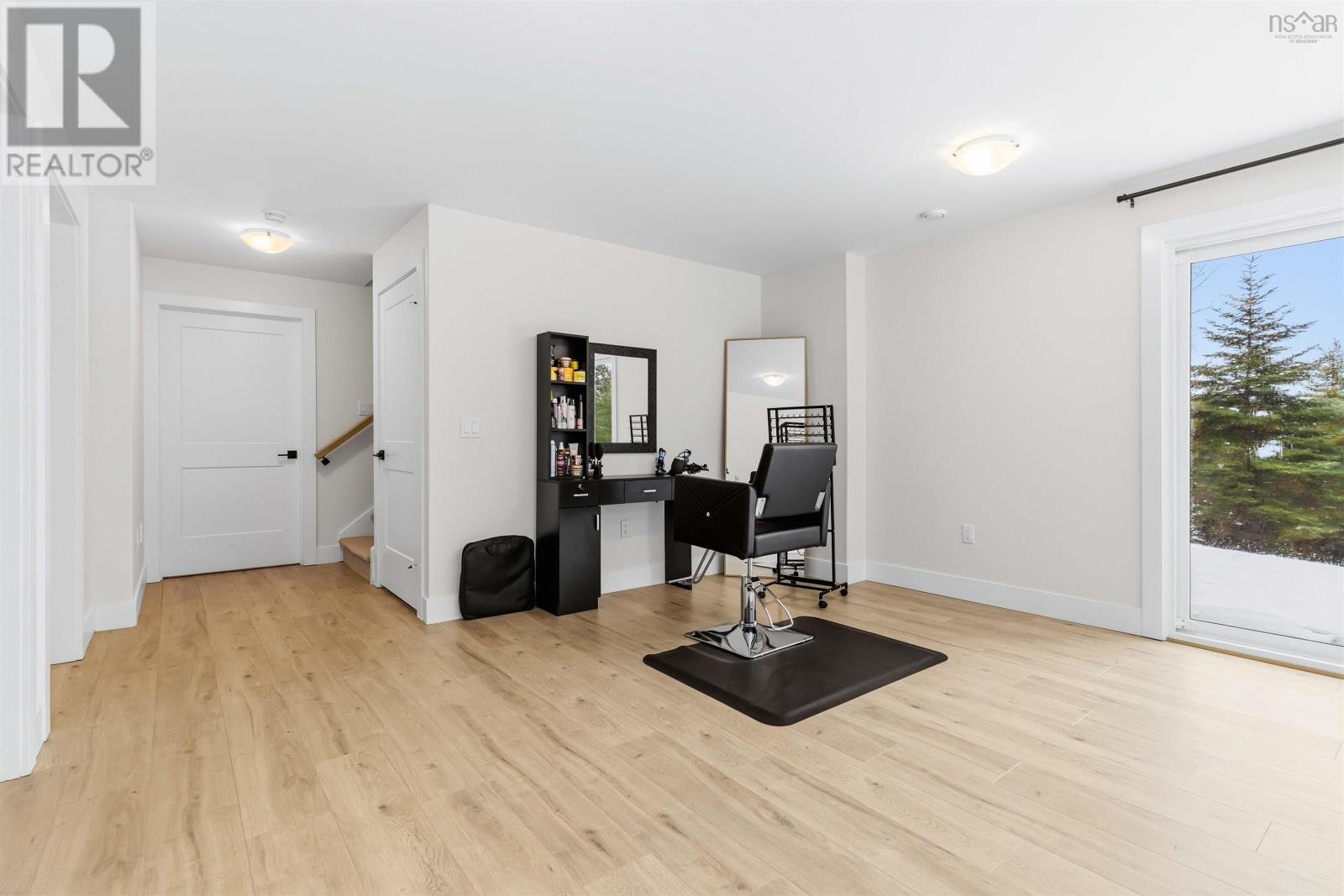 Property 43 of 51 of 206 Perrin Drive