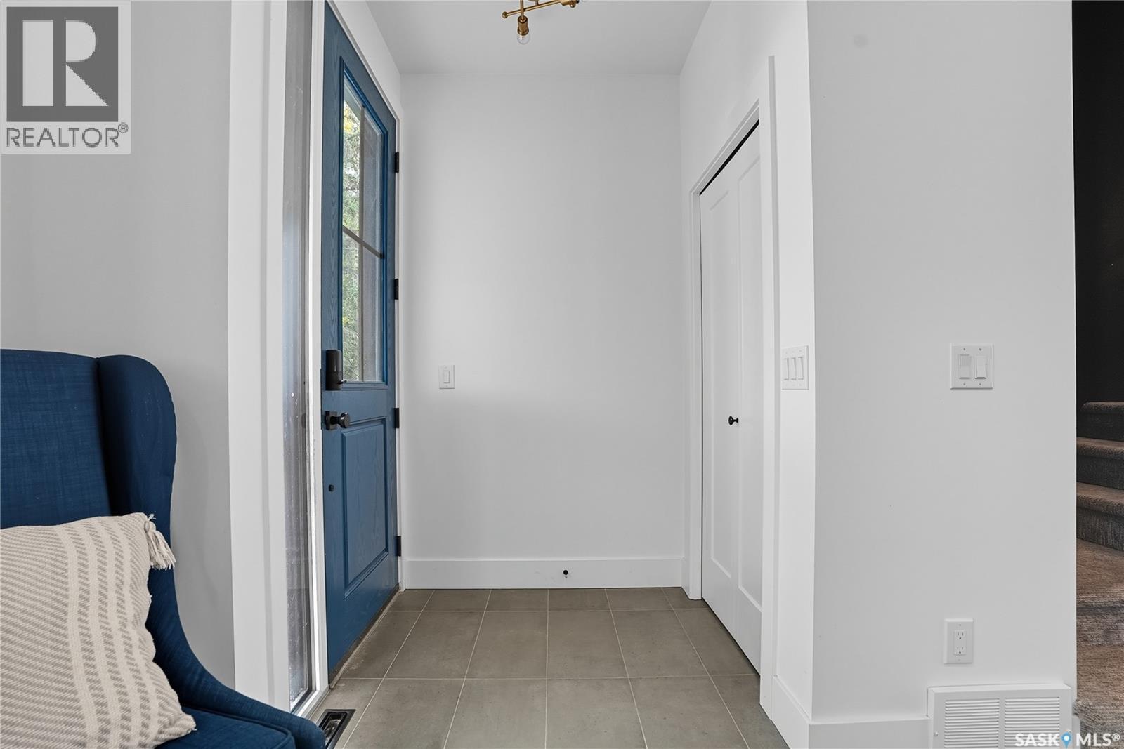 1172A SPADINA CRESCENT E - 4
