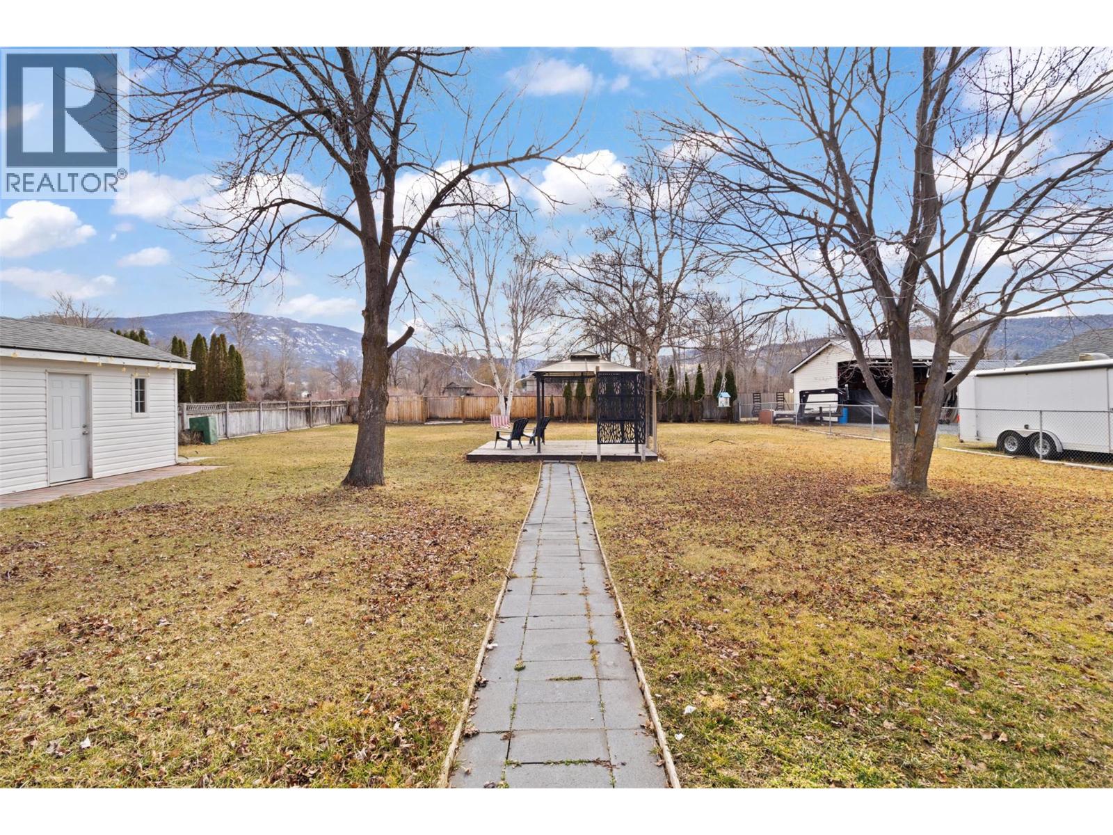 2134 BLACKWELL Avenue, Merritt