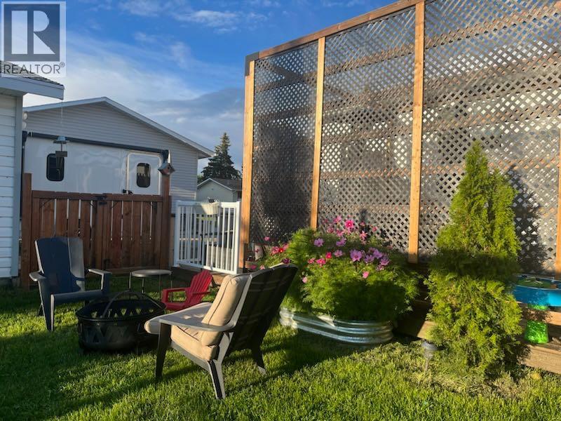 5808 47th Street - Photo 3 of 35, High Prairie, Alberta