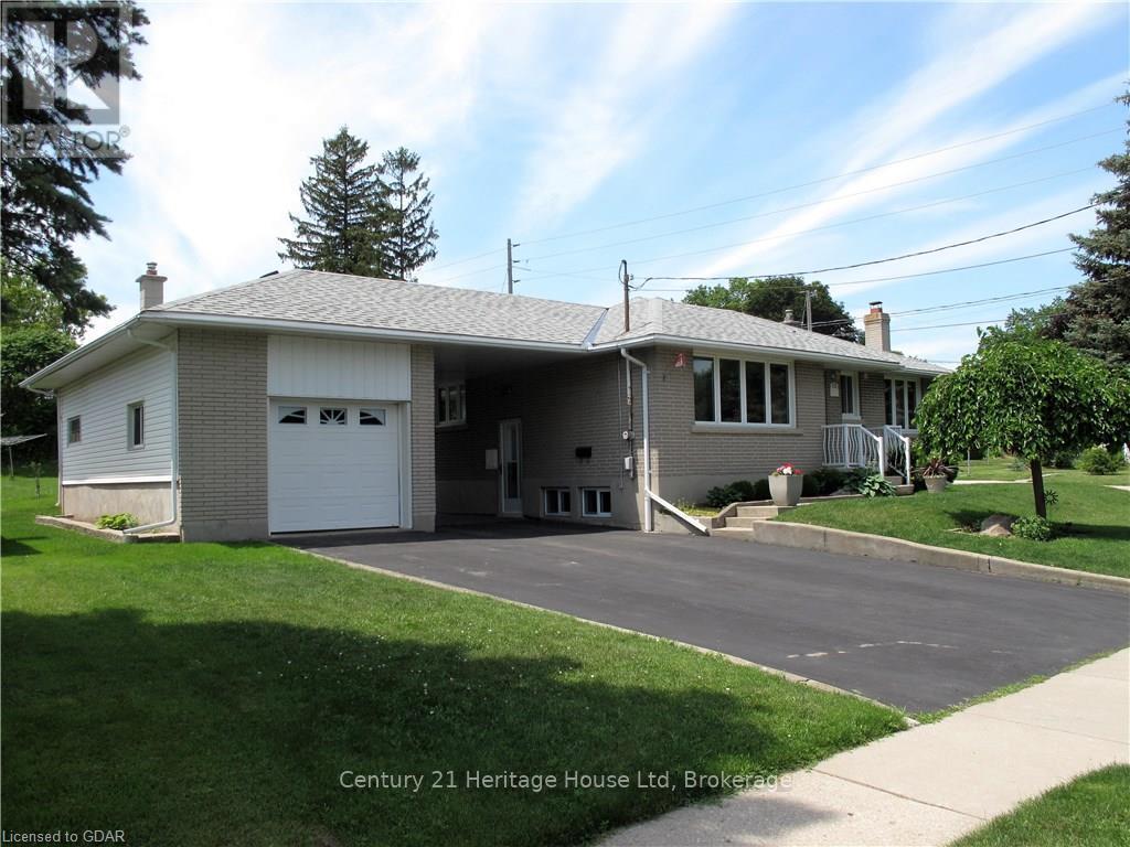 22 LOUISA DRIVE - Photo 2 of 33, Guelph (St. George's), Ontario