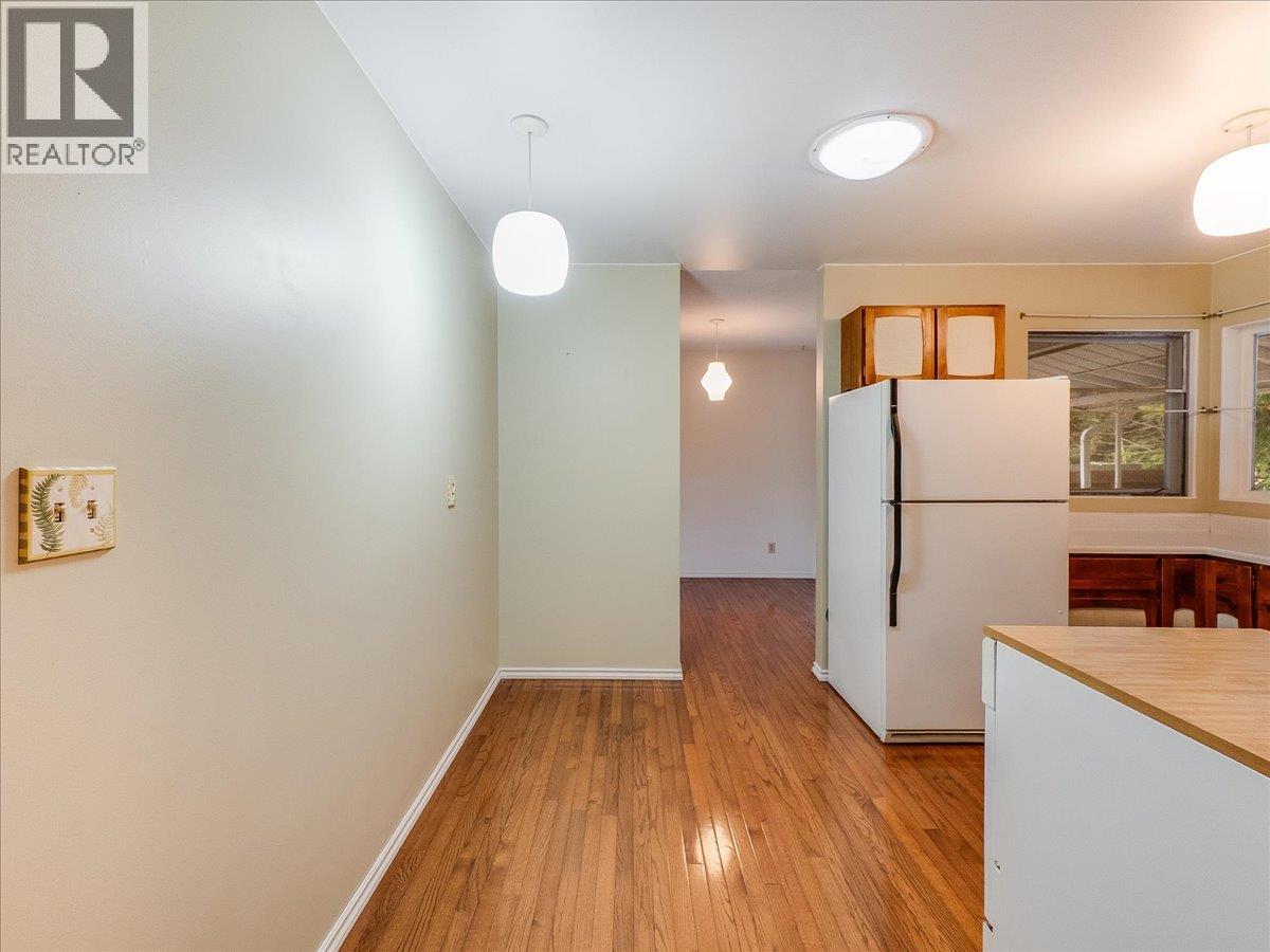 2242 11th Avenue, Castlegar