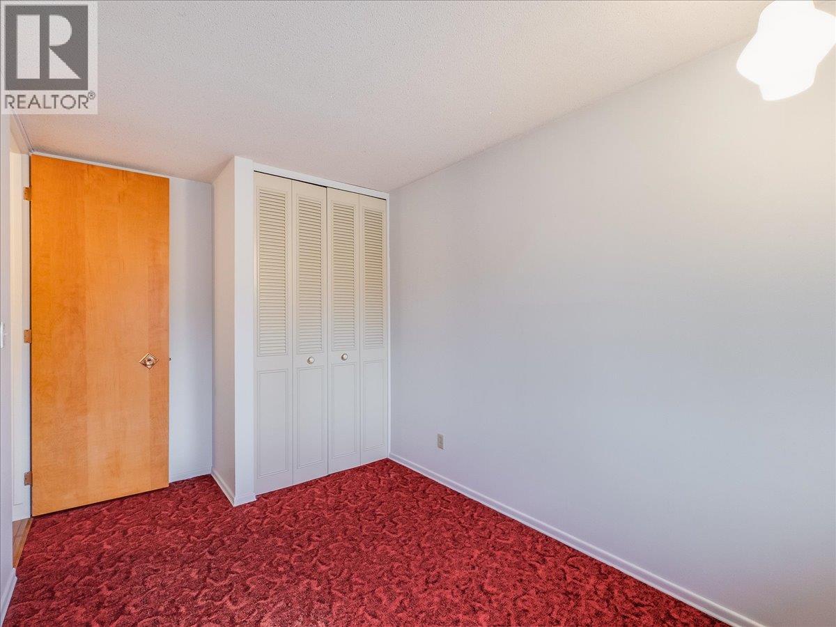 2242 11th Avenue, Castlegar