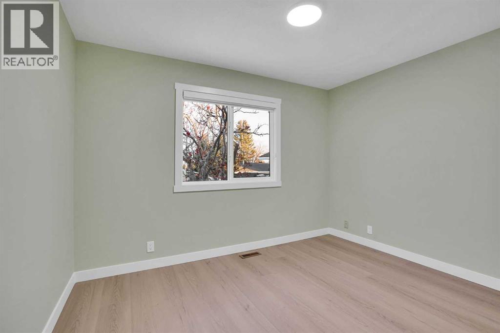 Single Family House Bi-level for Sale in   Street NE Whitehorn Calgary 