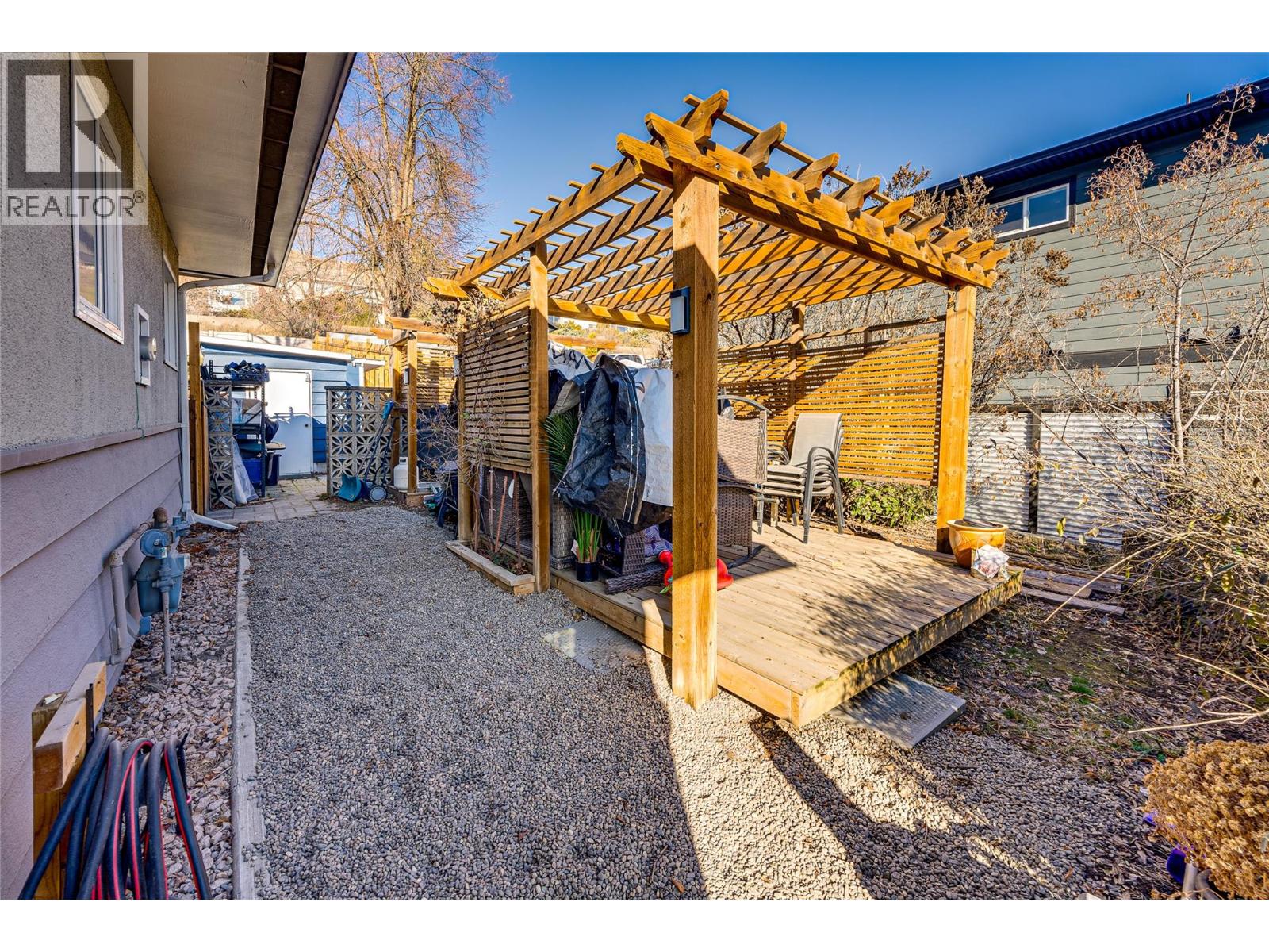 8700 Lakeview Drive, Coldstream