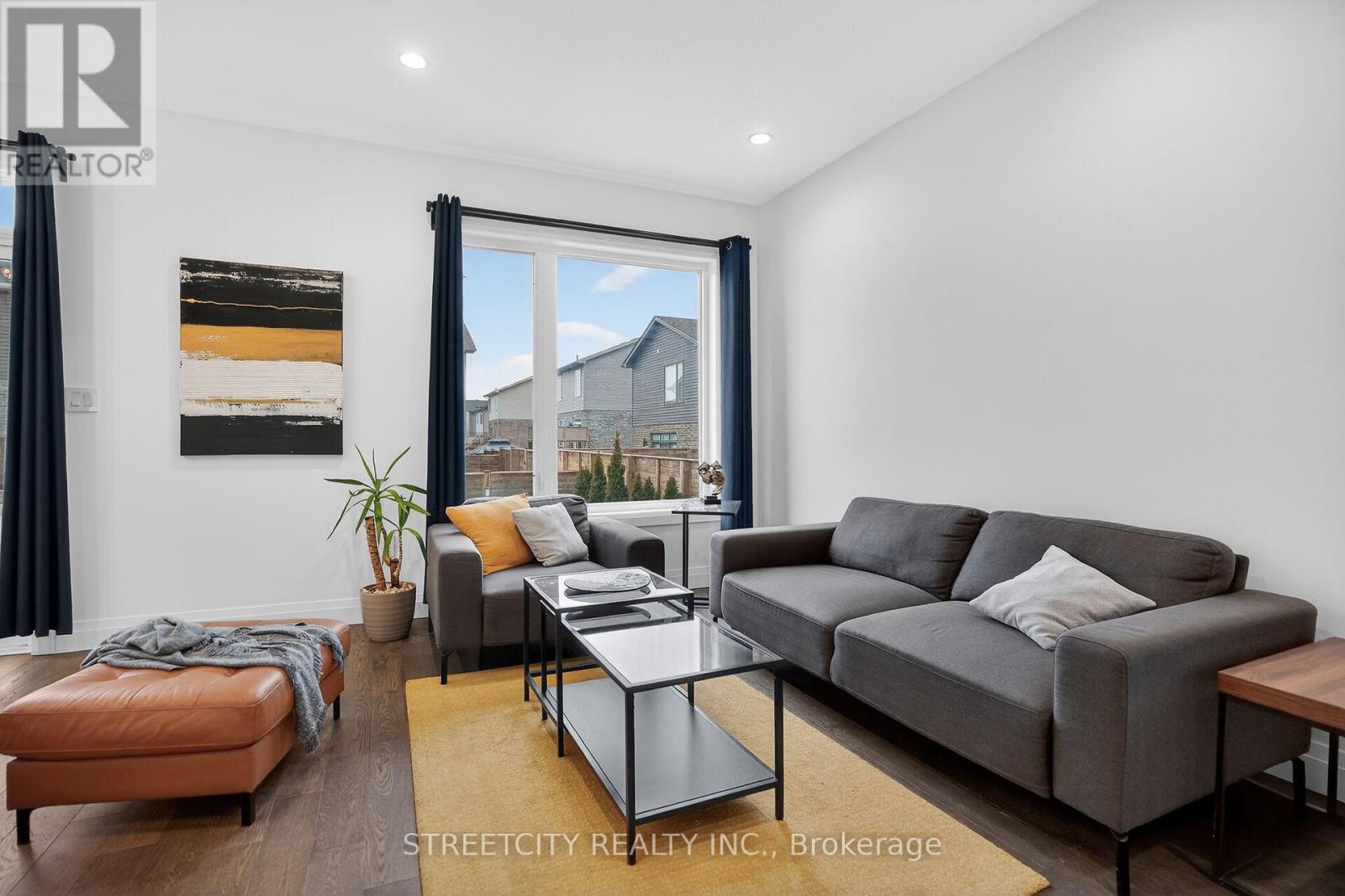 647 BLACKACRES BOULEVARD - 11
