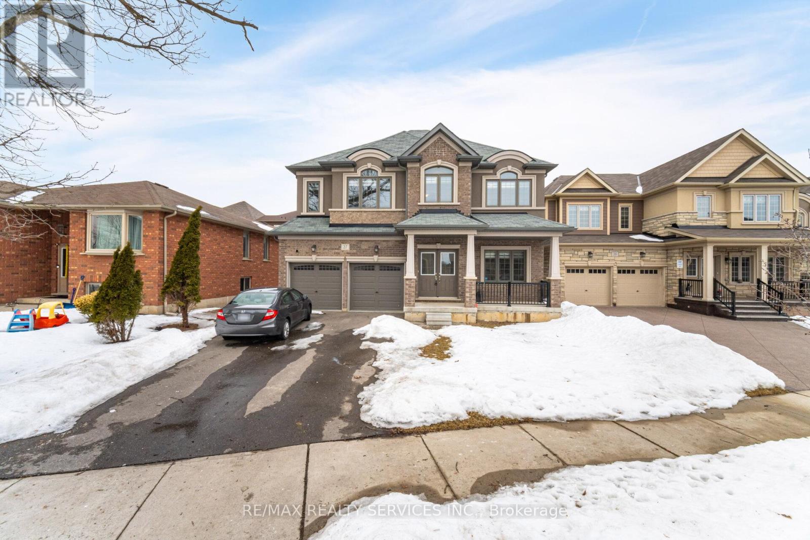 37 PACE AVENUE - 1