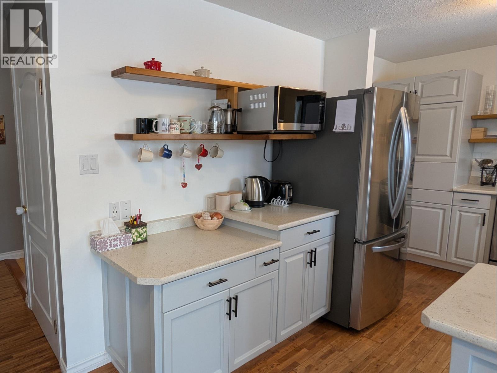 1373 CRONIN Place, Smithers