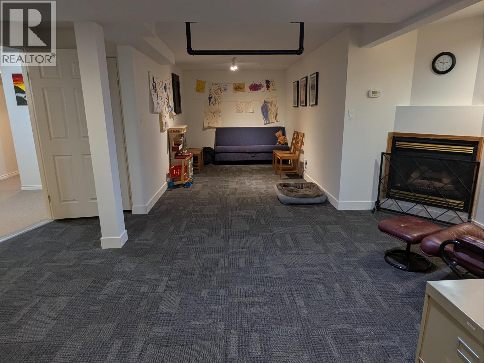 1373 CRONIN Place, Smithers