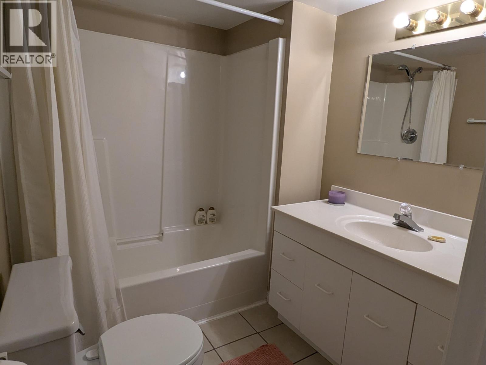 1373 CRONIN Place, Smithers