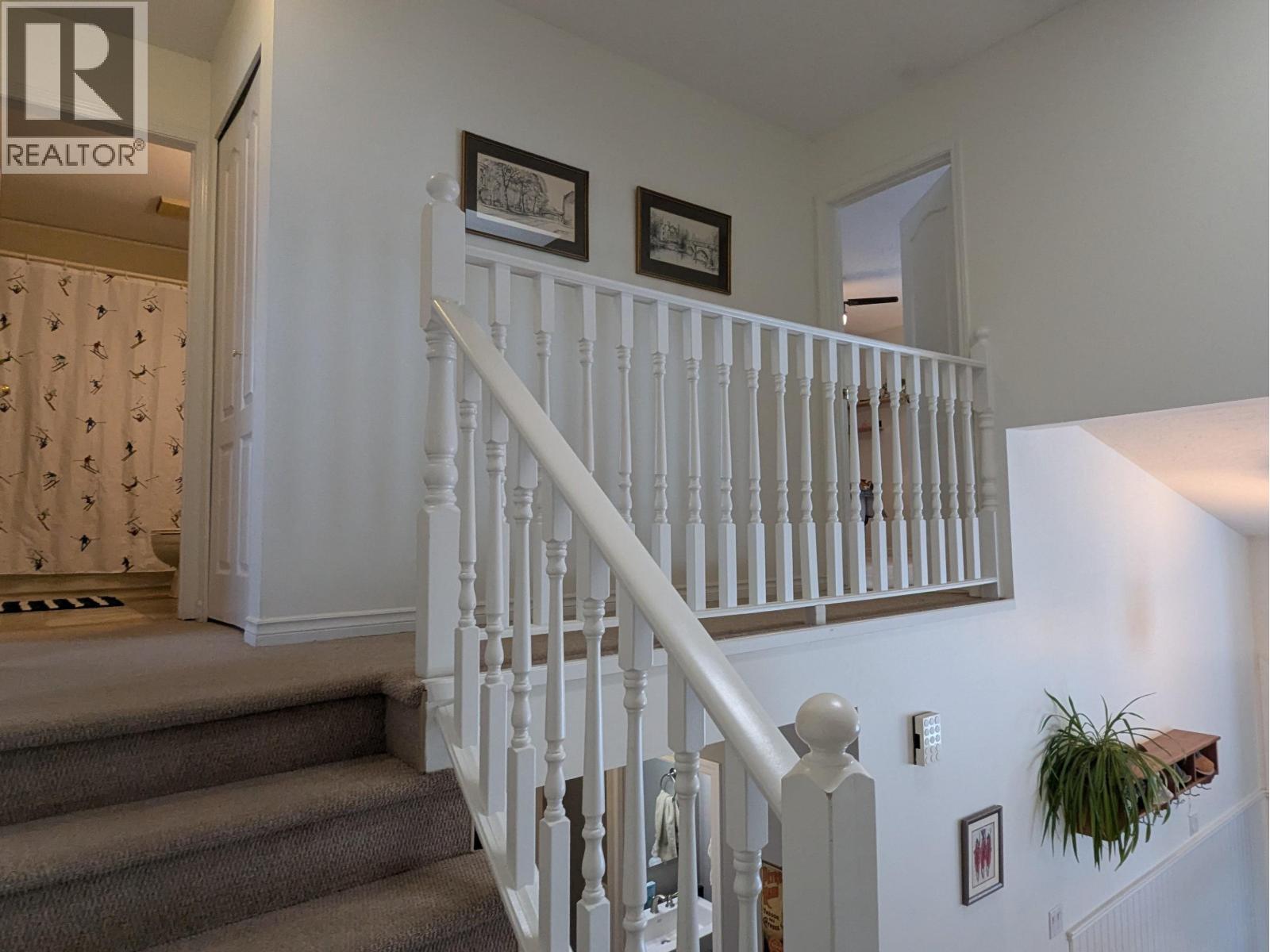 1373 CRONIN Place, Smithers