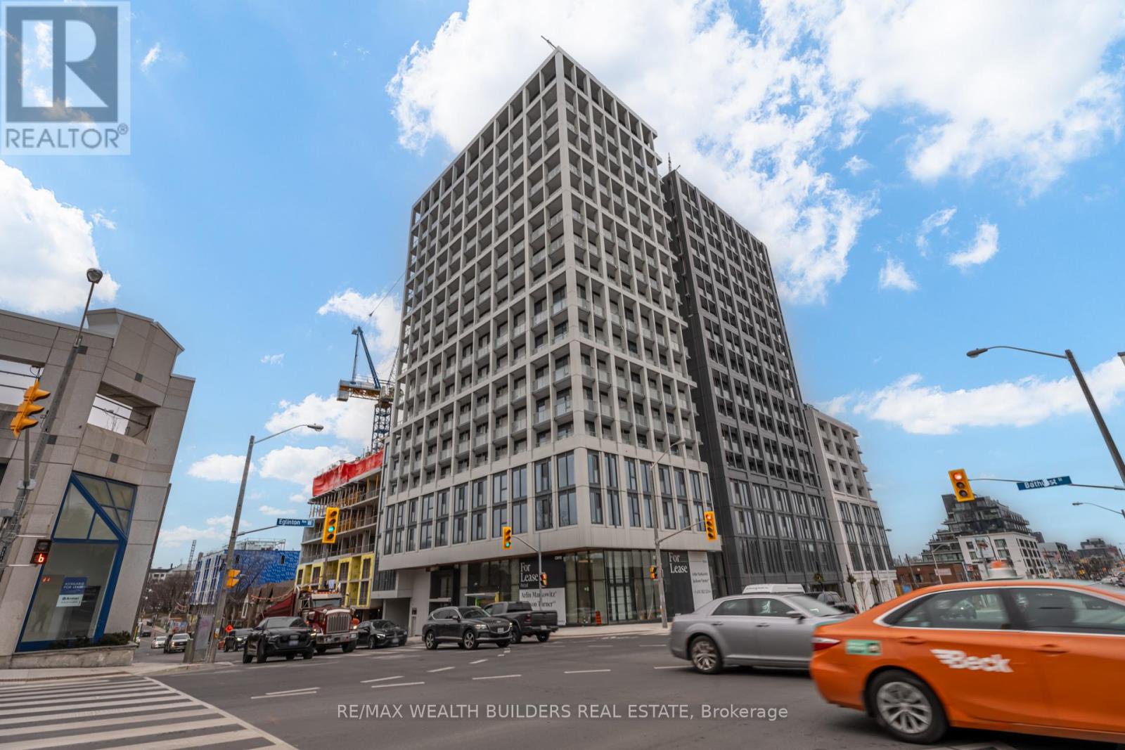 2020 Bathurst Street 627