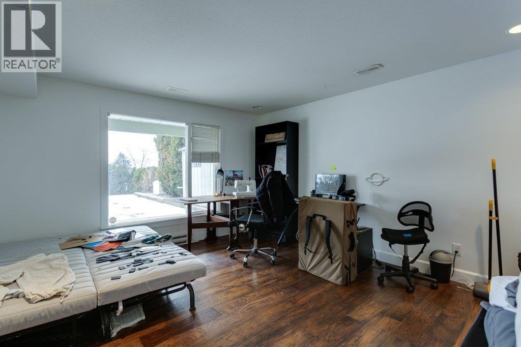  1769 Broadview Avenue, Kelowna