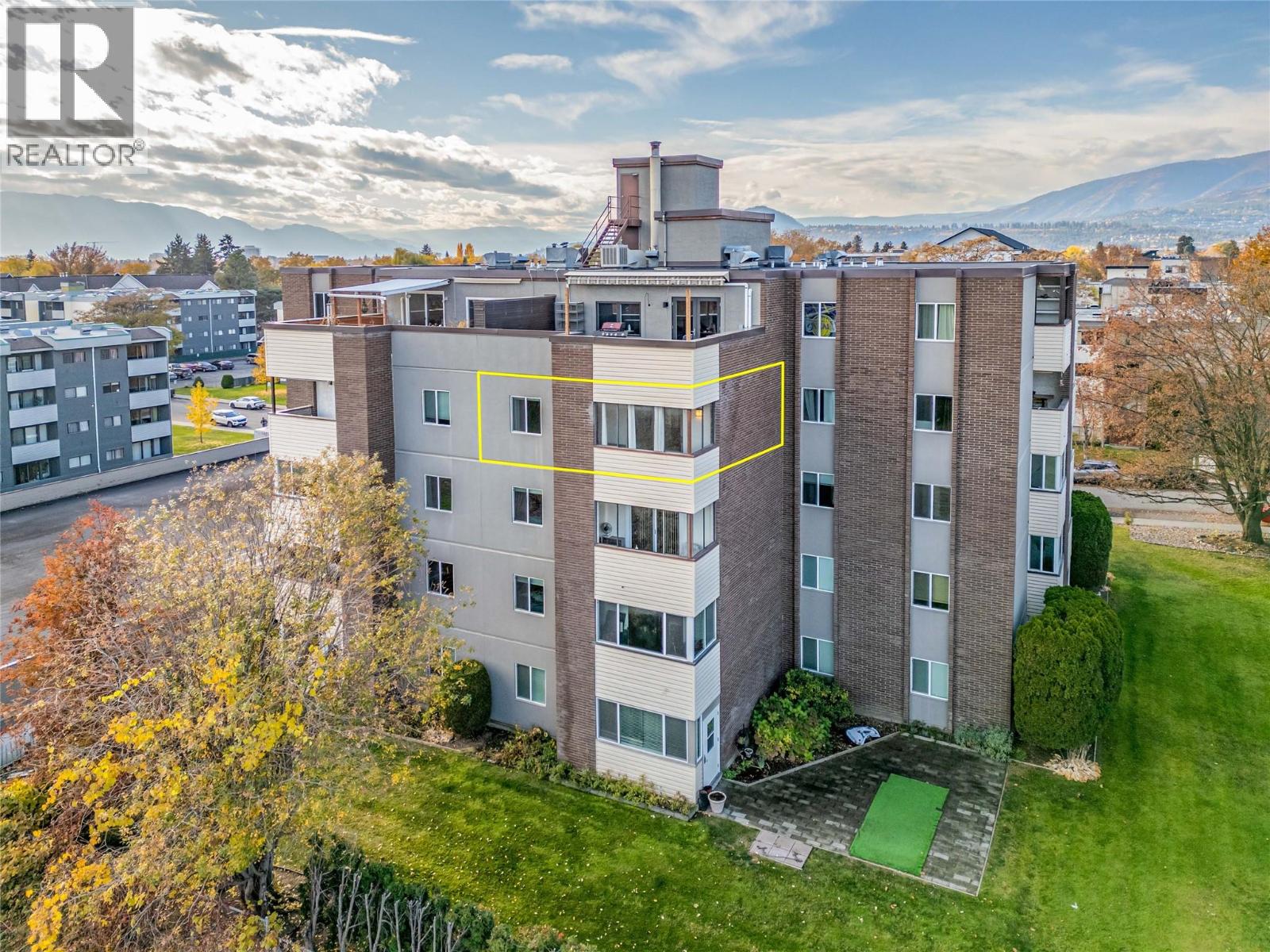 407 1915 Pacific Court, Kelowna