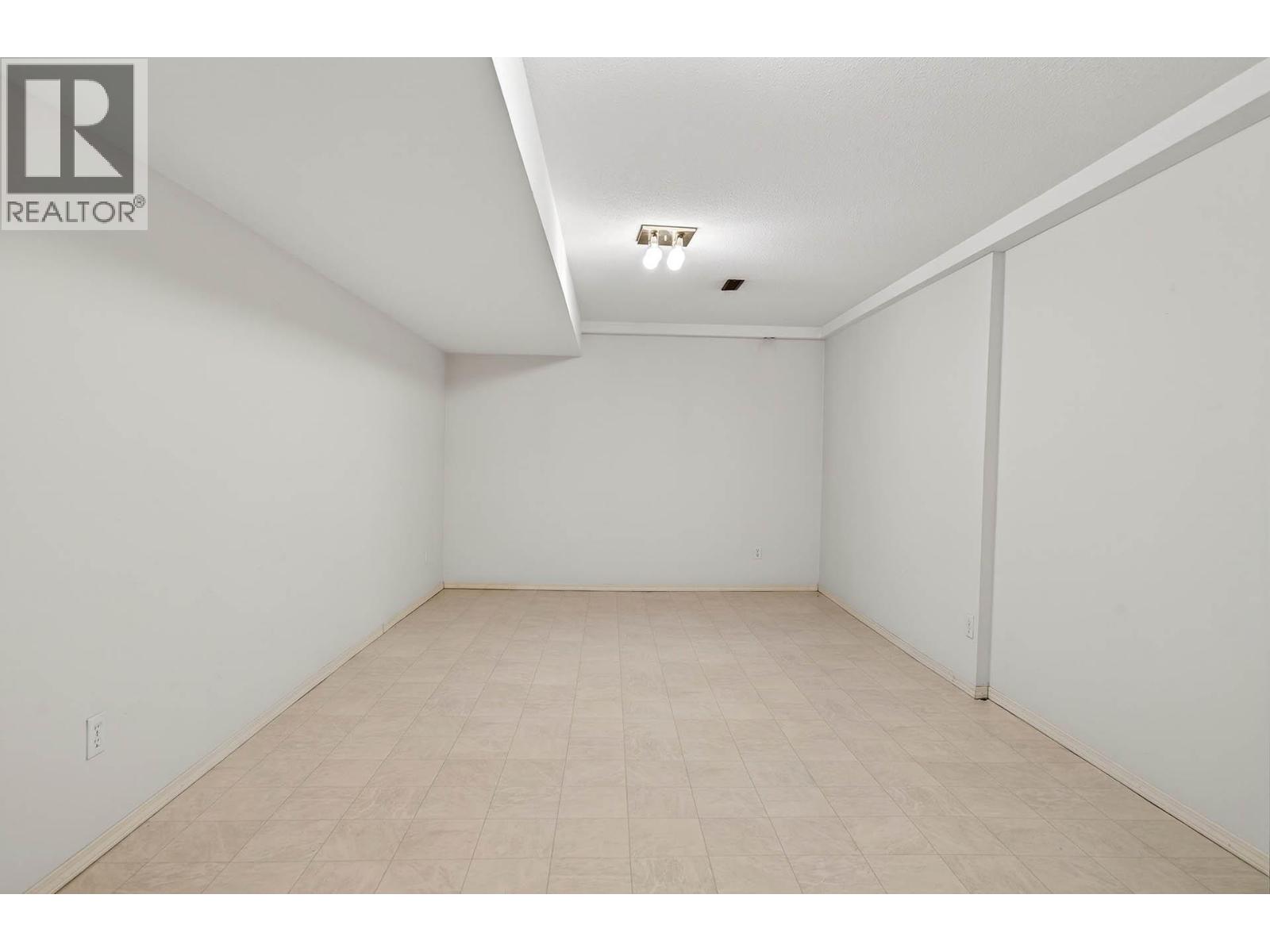 1750 Pacific Way Unit# #16, Kamloops