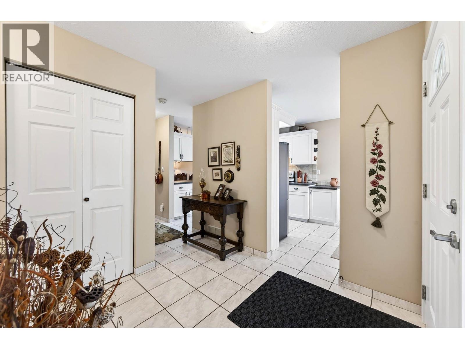 1750 Pacific Way Unit# #16, Kamloops