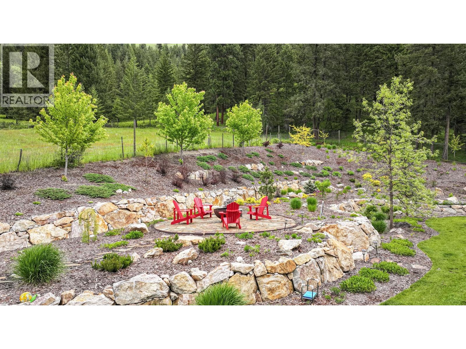 705 Creighton Valley Road, Lumby