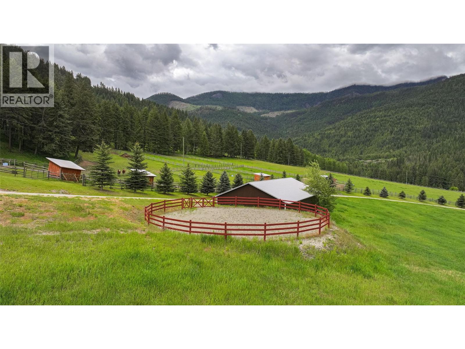 705 Creighton Valley Road, Lumby