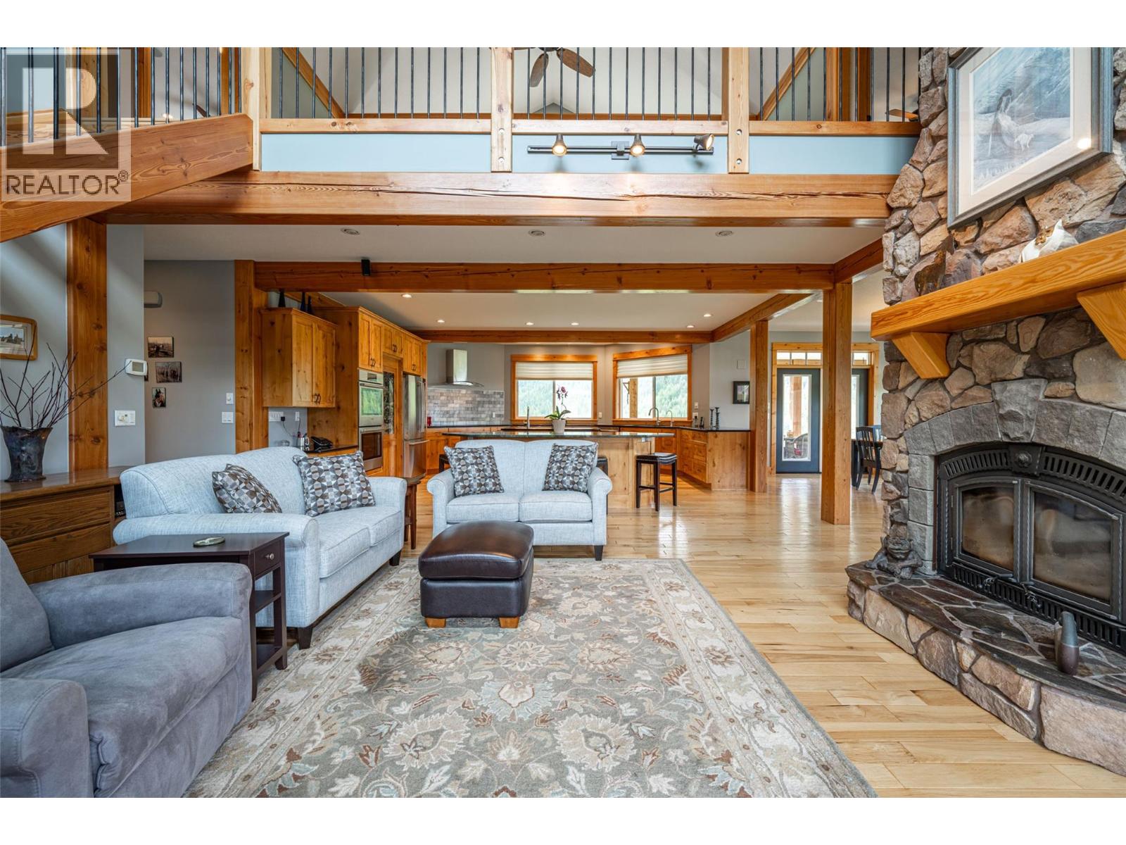 705 Creighton Valley Road, Lumby
