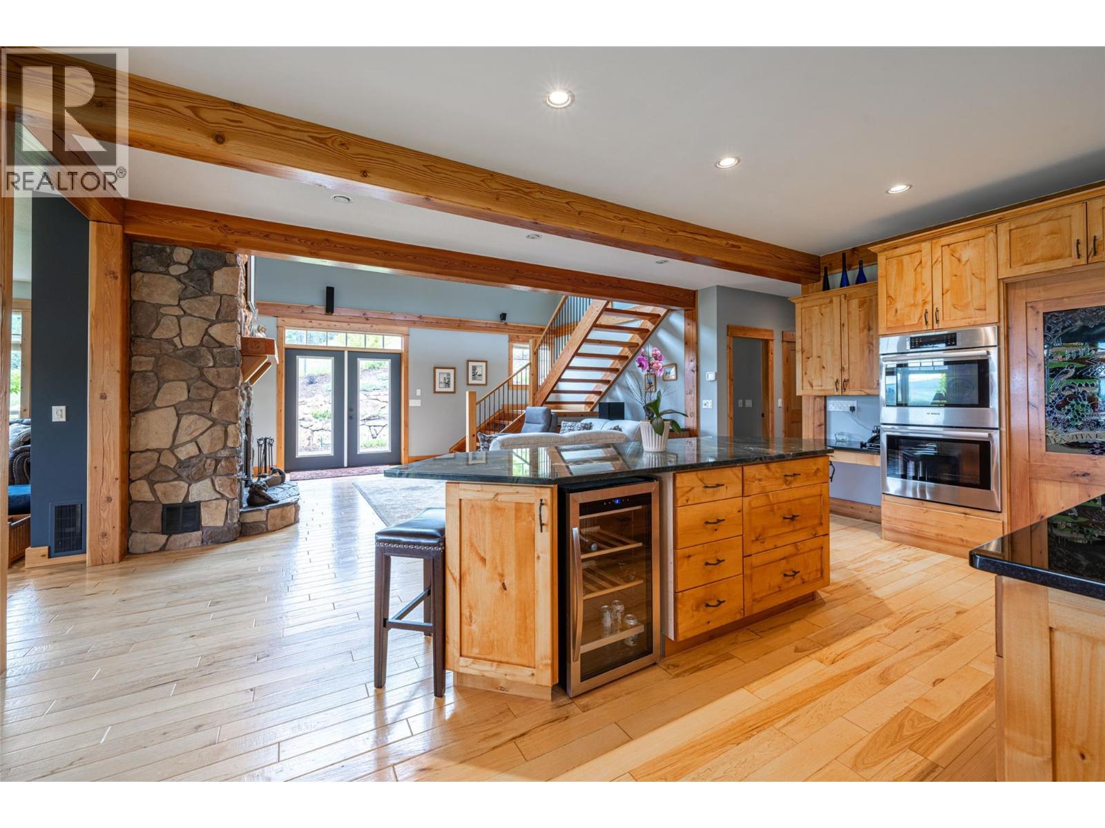 705 Creighton Valley Road, Lumby