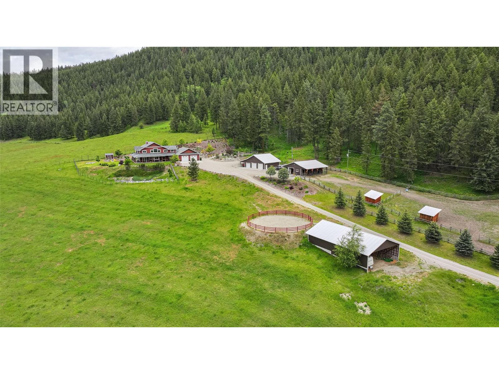705 Creighton Valley Road, Lumby
