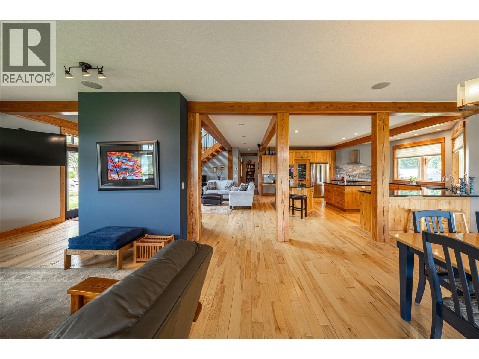 705 Creighton Valley Road, Lumby