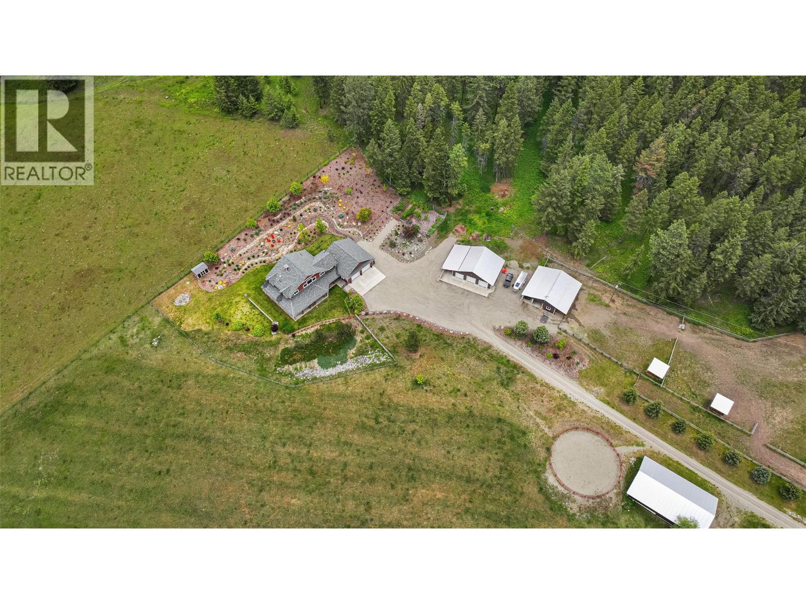 705 Creighton Valley Road, Lumby