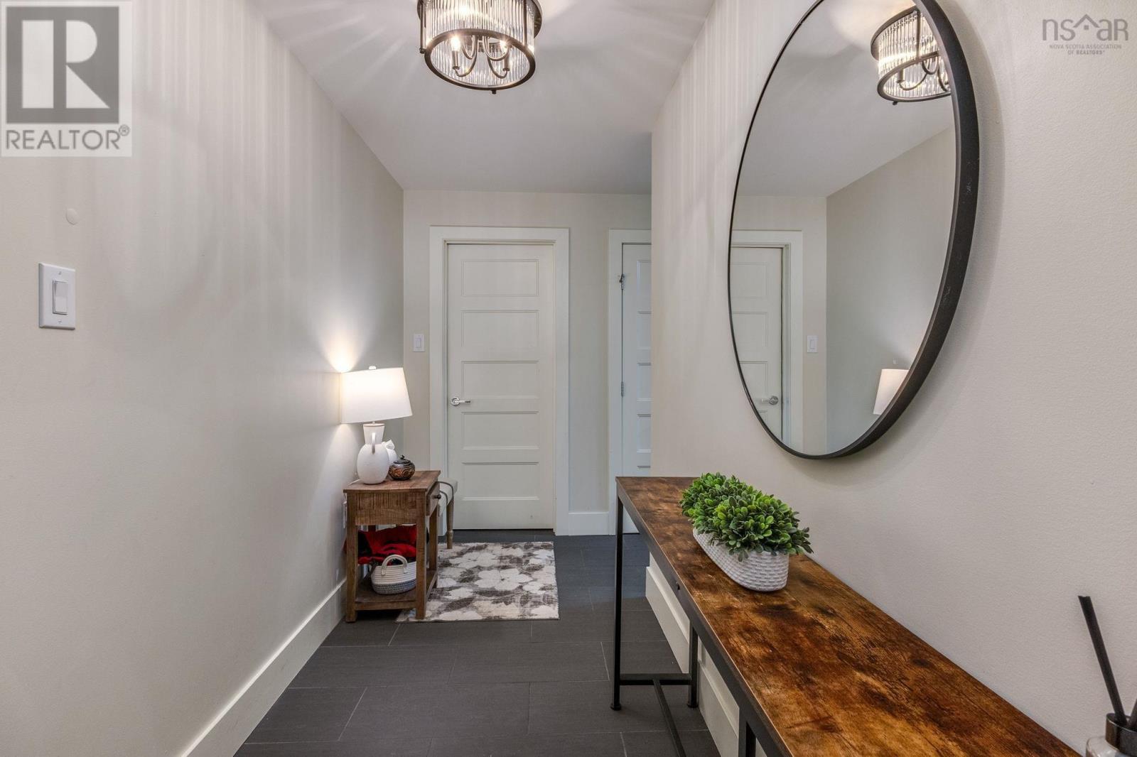 Property 5 of 42 of 305 15 Kings Wharf Place