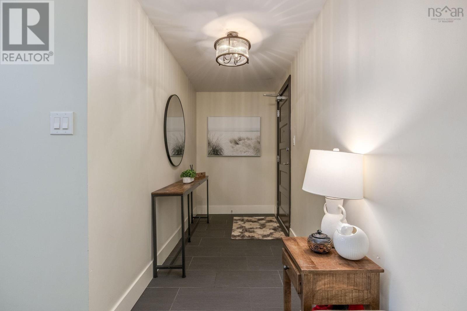 Property 6 of 42 of 305 15 Kings Wharf Place