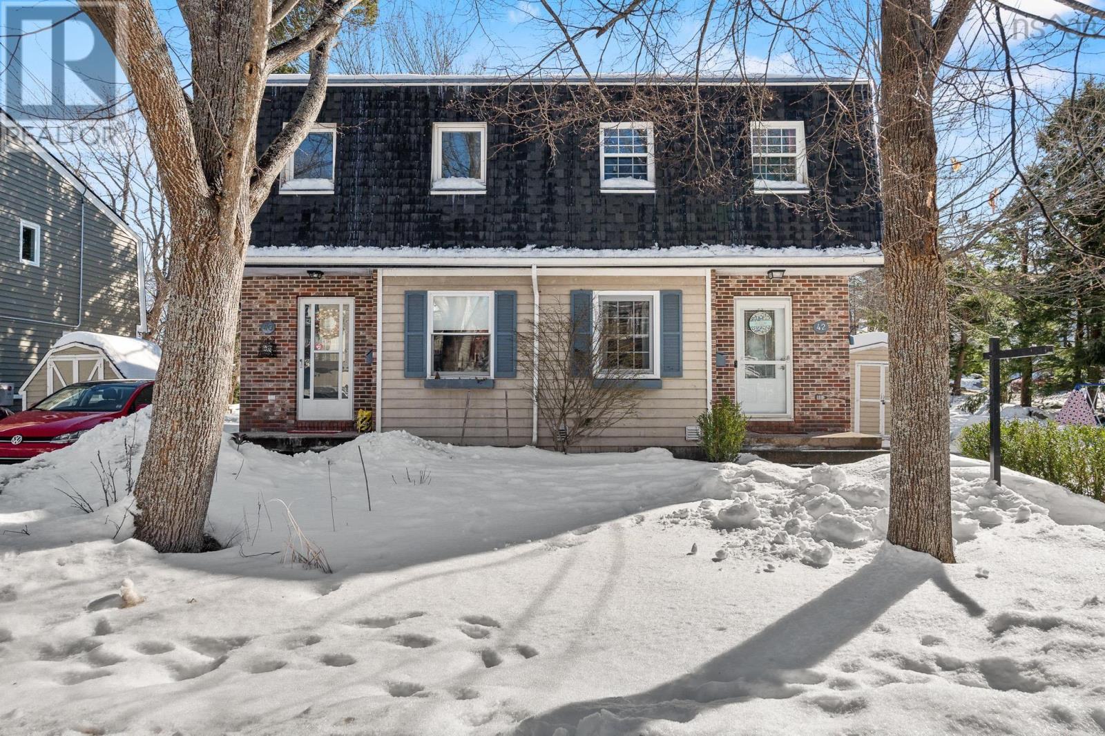 Property 3 of 48 of 42 Pioneer Avenue