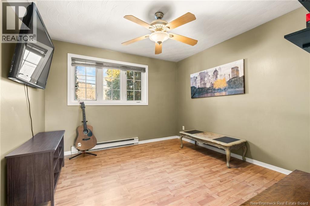 1673 Amirault Street - 10